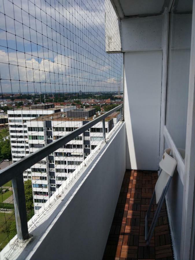 Hausburg Studio. City View アウグスブルク エクステリア 写真